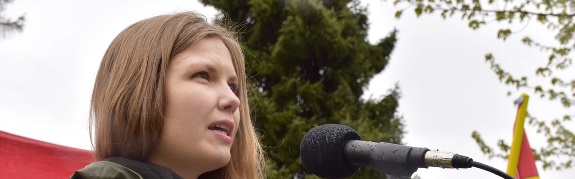 RKU:s ordf&ouml;rande Nadja Lundberg talar p&aring; R&ouml;d front 2020