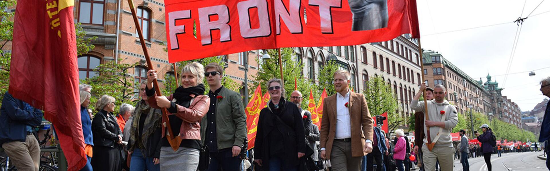 Bild på Kommunisternas första maj tåg i Göteborg 2019