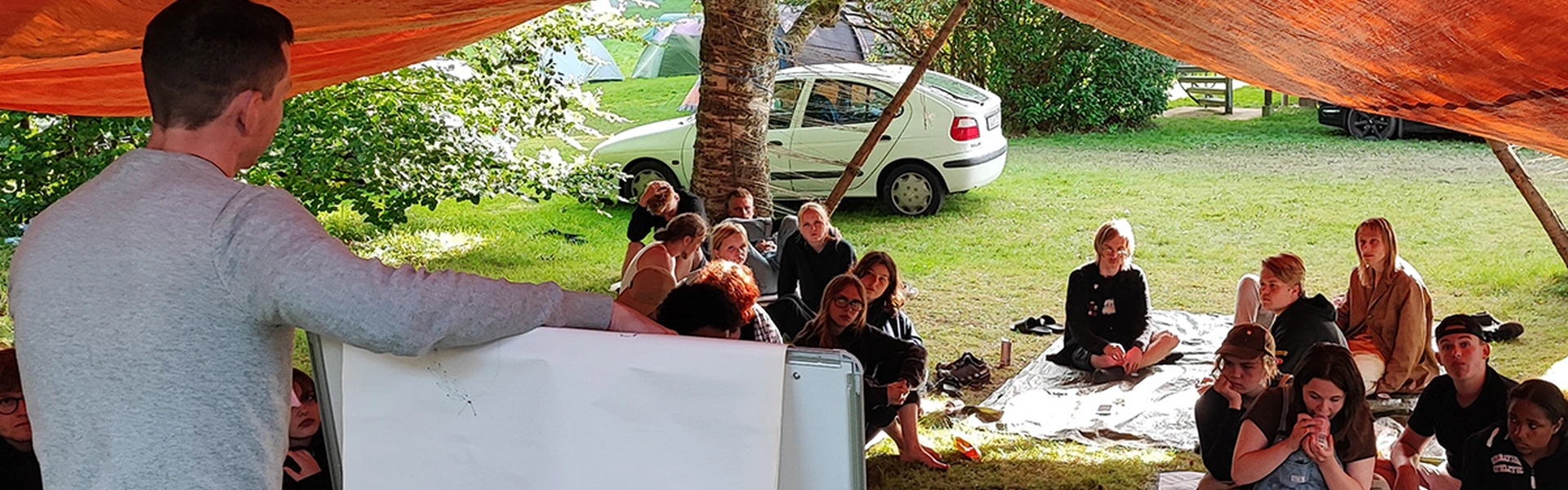 F&ouml;rel&auml;sning p&aring; sommarl&auml;gret.